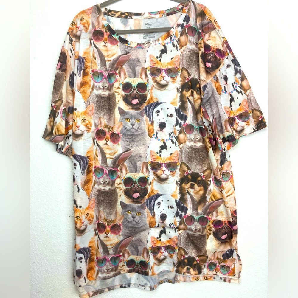 Secret Treasures Cool Dogs and Cats in sunglasses lounging dress or nightie NWOT